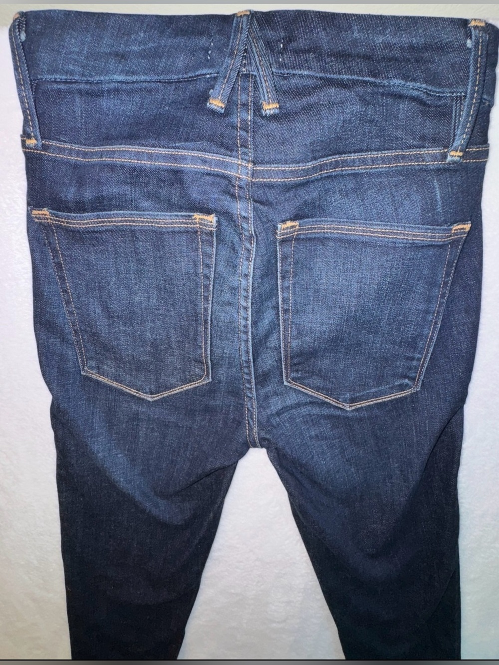 Good American Good Legs Crop Dark Blue Jeans Sz 0 - Picture 2 of 10